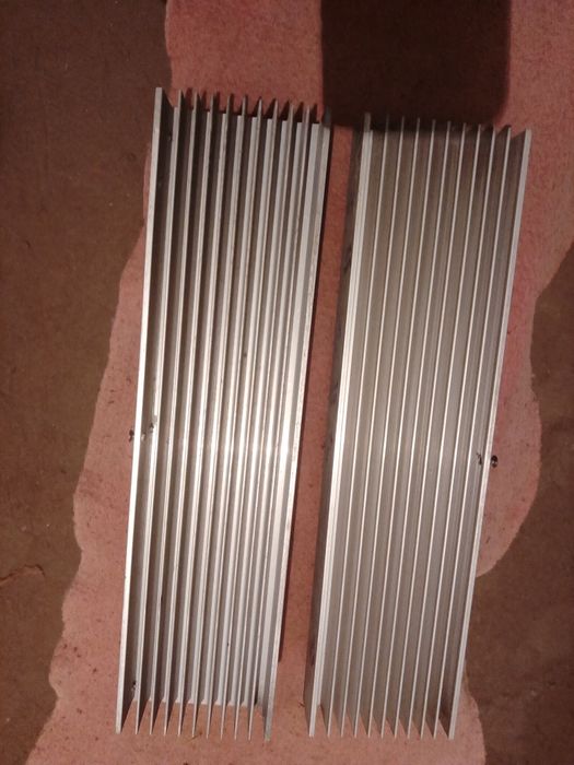 Продам  різне,динаміки, трансформатор, радіатори