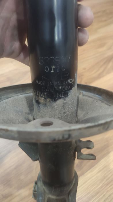 Продам стойки KYB/ стояли на Getz