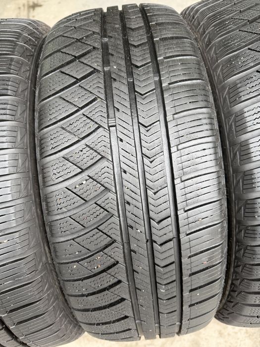 Шини Allseason R16 205 55 Sailun Склад Осокорки RLX