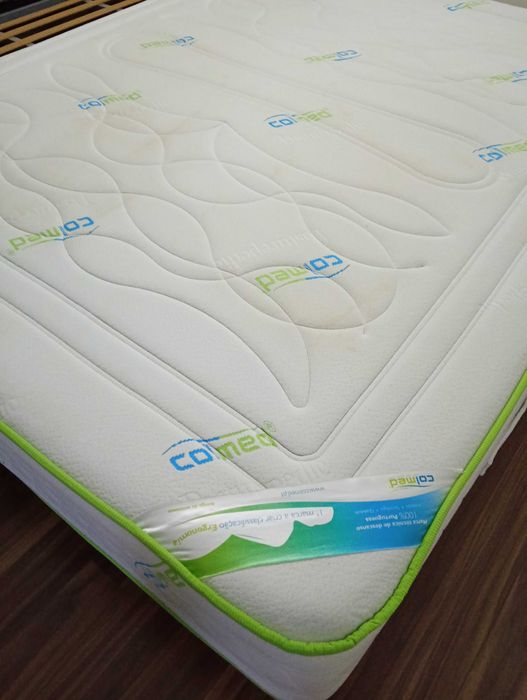 colchão casal , marca colmed, 180x200