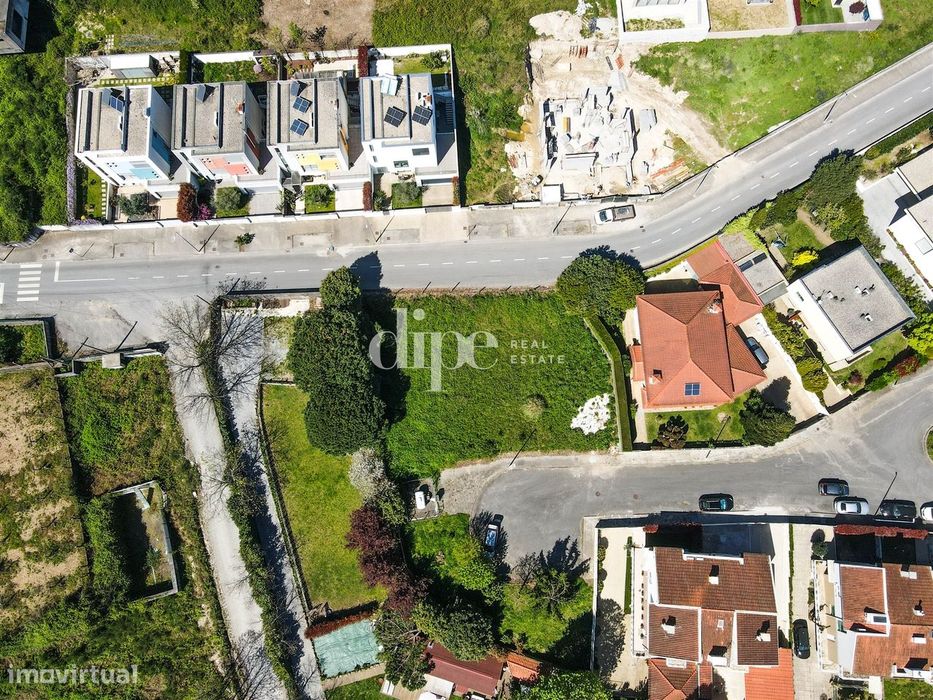 Apartamento T1 à venda com terraço de 60 m² e piscina