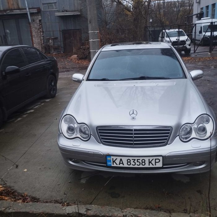 Терміновий продаж Mercedes Benz с240