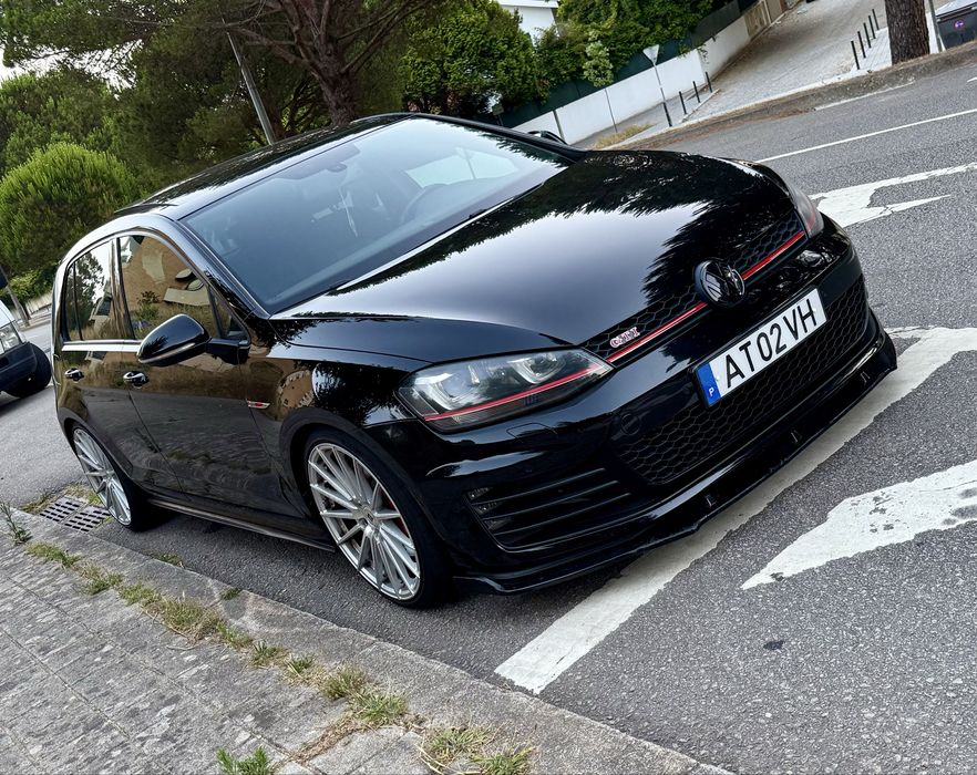 Volkswagen Golf VII GTI 2.0 TSI 220 cv DSG | Teto panorâmico
