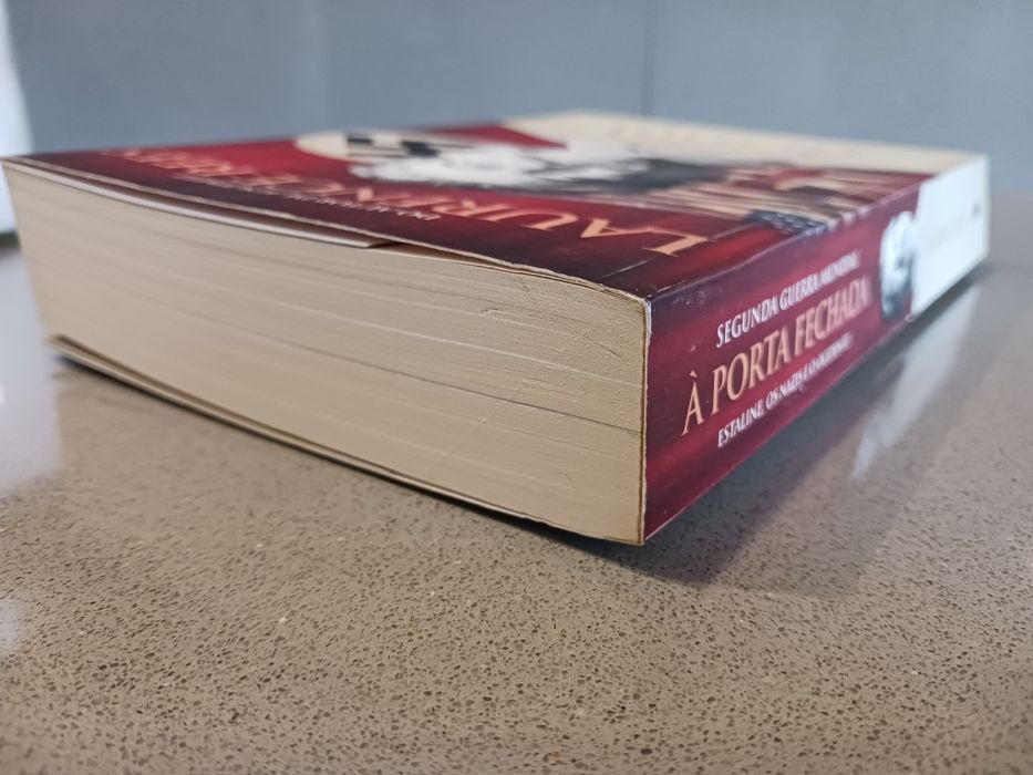 Laurence Rees  - À porta fechada (PORTES GRATIS]