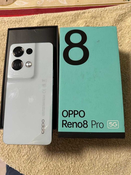 Oppo reno 8 PRO...