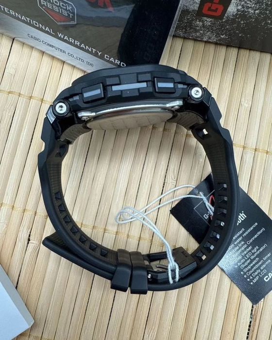 Продаю свои Casio G-Shock GBD-200-1E.