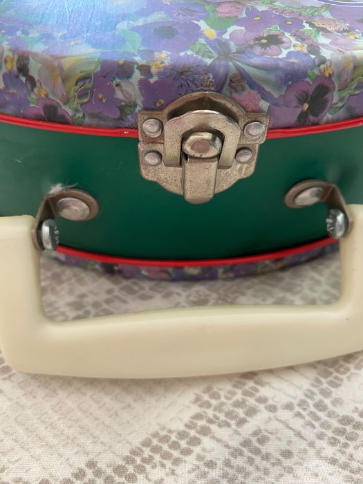 Lancheira/ guarda jóias