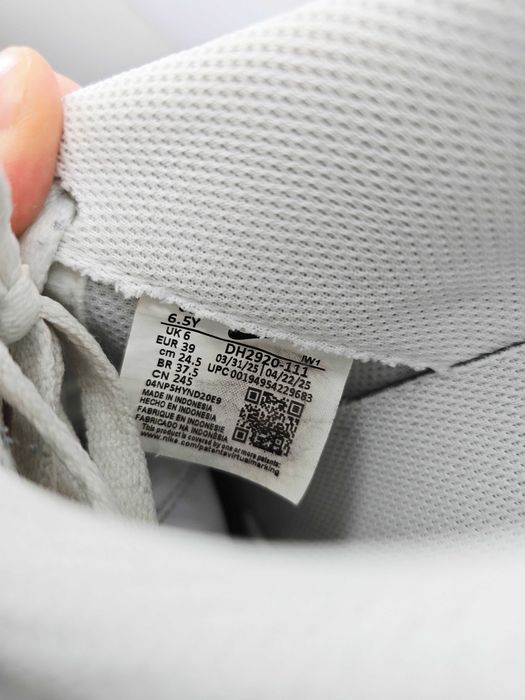 Nike buty damskie sportowe wmns Air Force 1 rozmiar 39