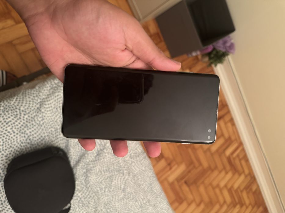 Samsung galaxy s10 plus como novo carregando apenas com wireless