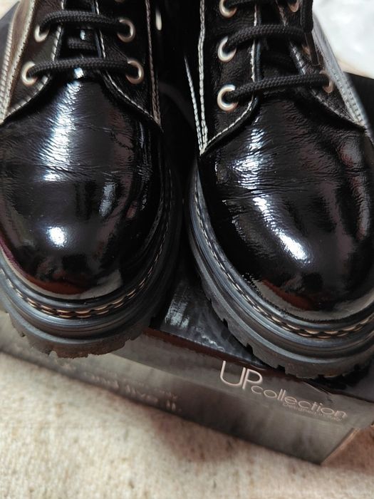 Черевики жіночі  лаковані