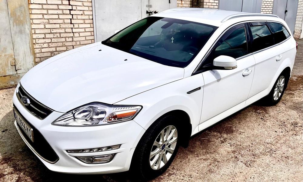 Продаю своє авто Форд Мондео 4.