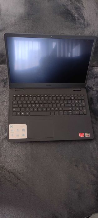 Laptop Dell Inspiron 15 3000