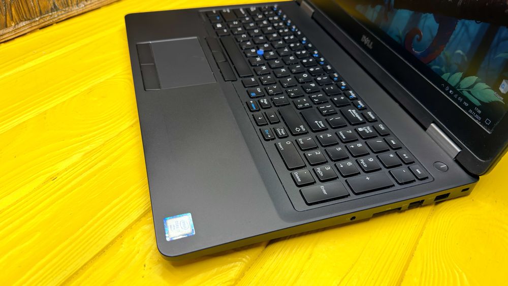 Ноутбук Для Роботи і Навчання Dell Latitude E5570 /i7-6820HQ/ГАРАНТІЯ