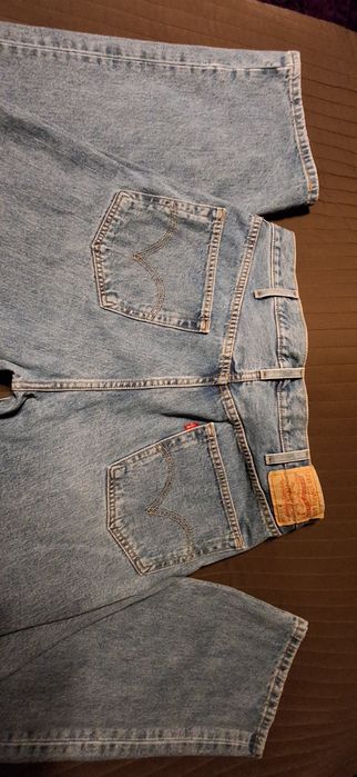 Spodnie jeansy męskie marki Levis 38/34 stan idealny