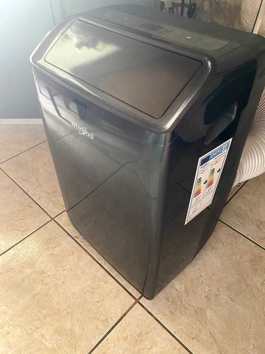 Ar Condicionado Portátil WHIRLPOOL PACF212HP B Preto