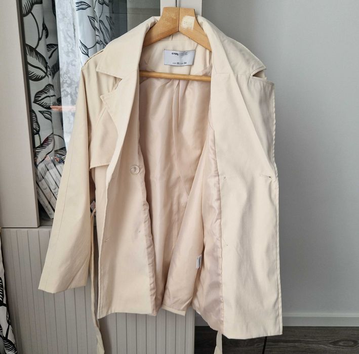 Krótki trencz damski XS