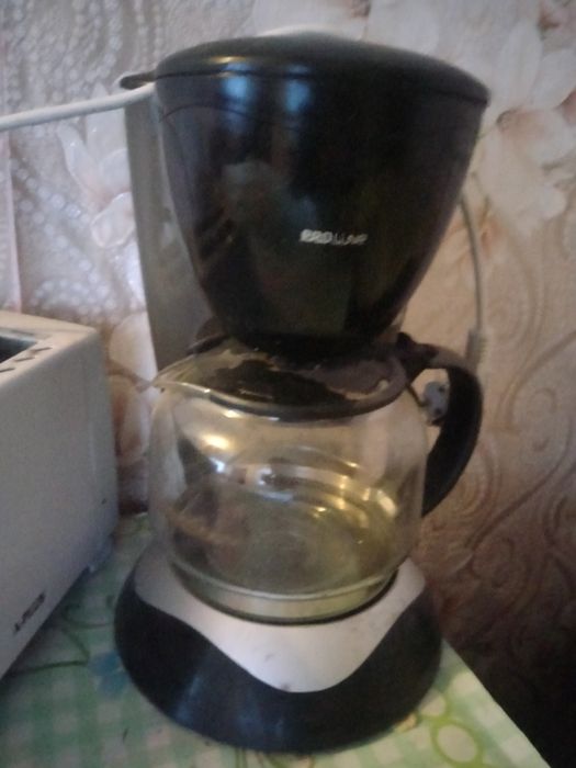 Продам кавоварку evroline