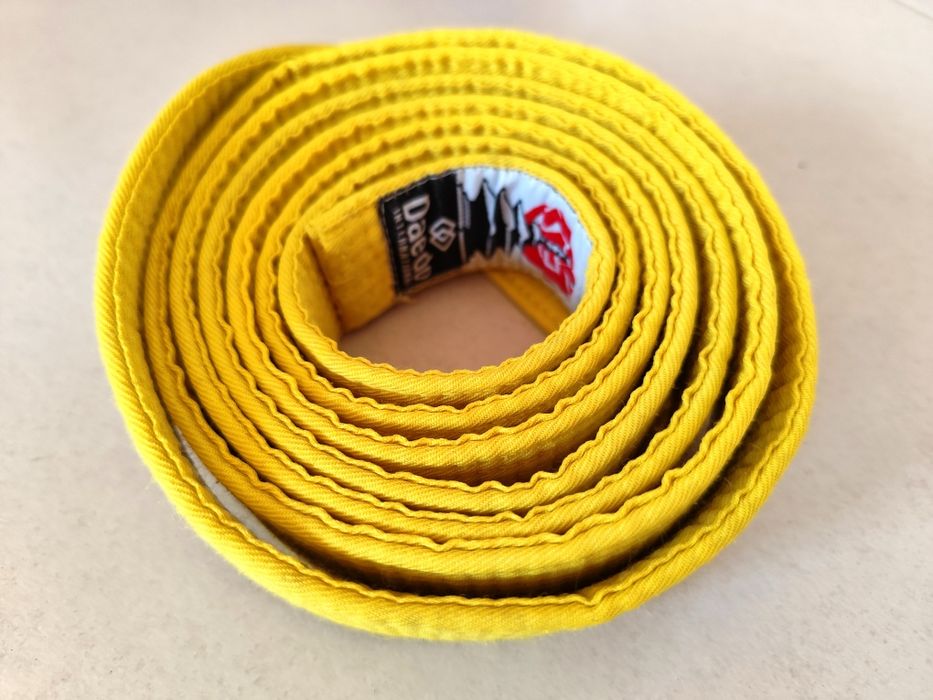 Lote de 3 cintos de Artes Marciais (Karate)