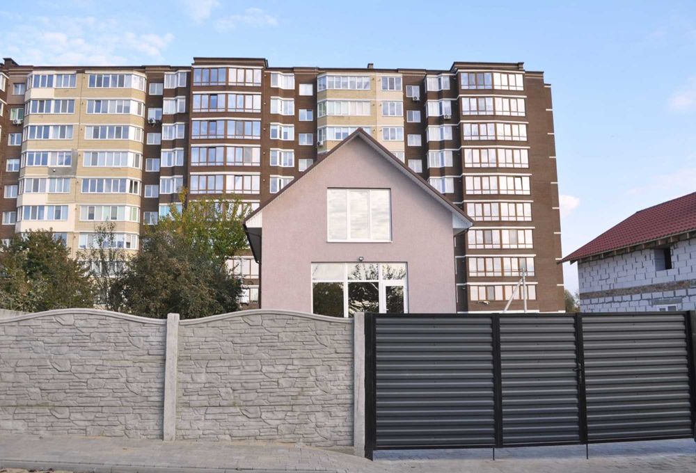 Новий чарівний будинок з гаражем, Луцьк в районі Володимирської