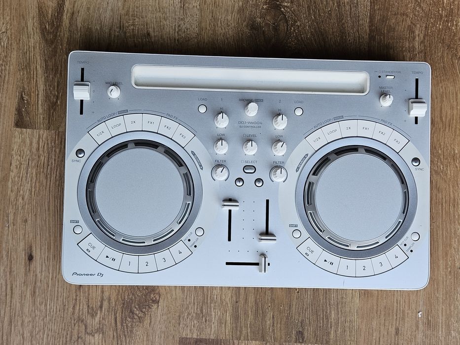 Pioneer ddj wego 4 konsola