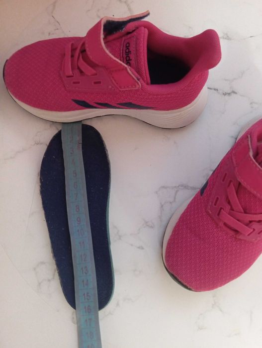 Adidas оригінал красовки