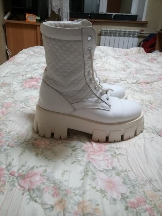 Кожаные полусапожки 38 размер