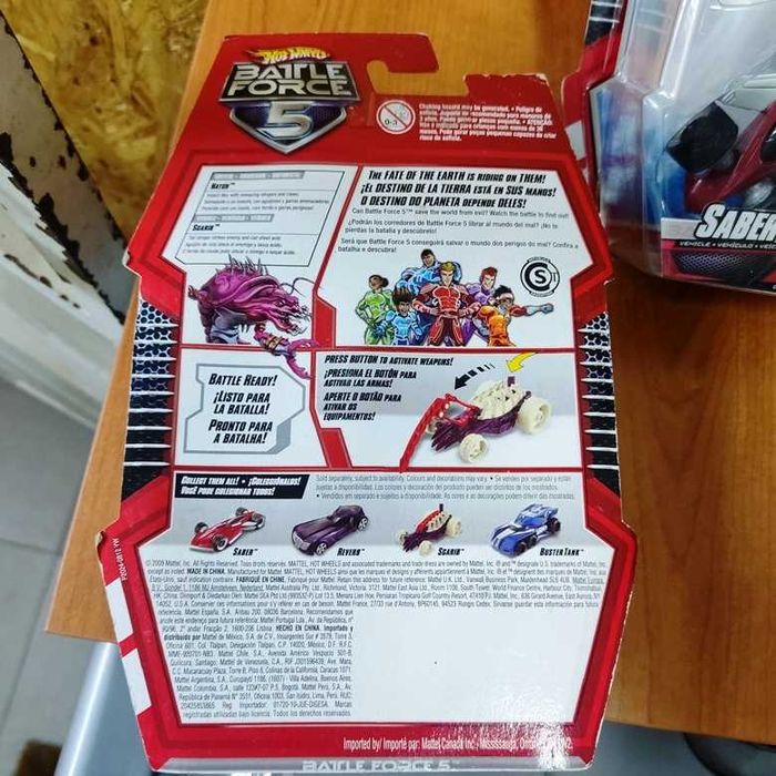 Hot Wheels Battle Force 5 de 2009 Scarib, Saber, Reverb e Buster Tank