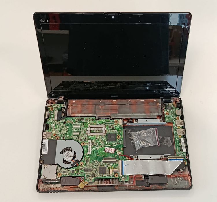 Portátil ASUS eee PC 1215N e 2 motherboards 1215B para peças