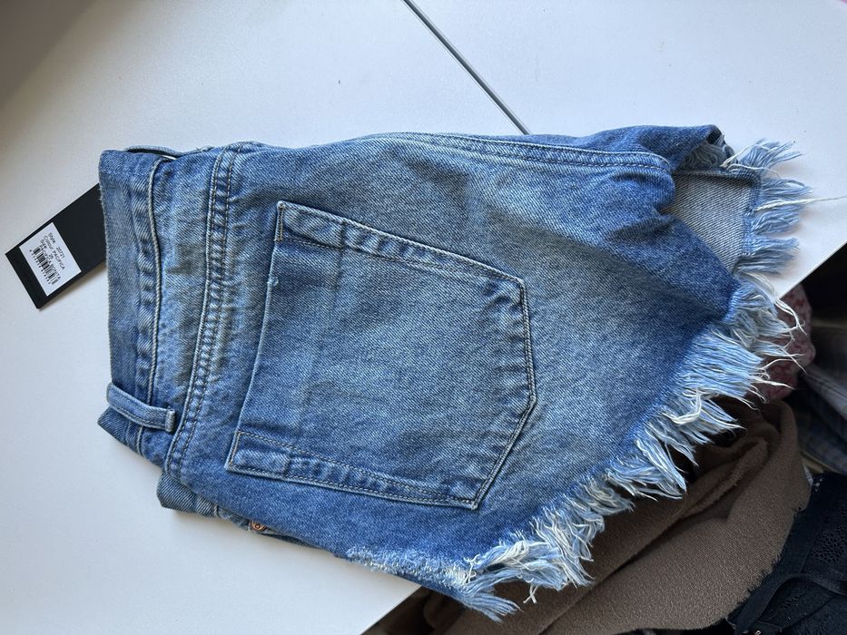 Spodneki shorty one teaspoon jeansy nowe