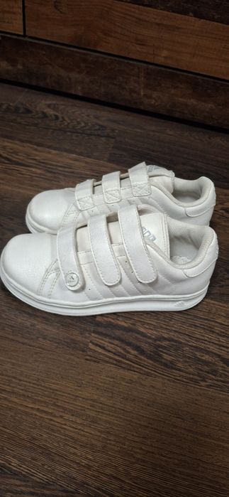 Фірмові кросівки, красовки