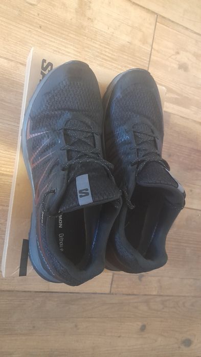 Sprzedam buty męskie salomon