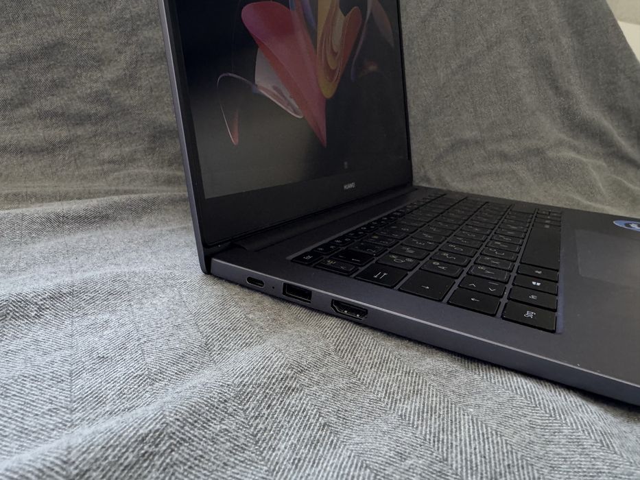 Ноутбук HUAWEI MateBook D14