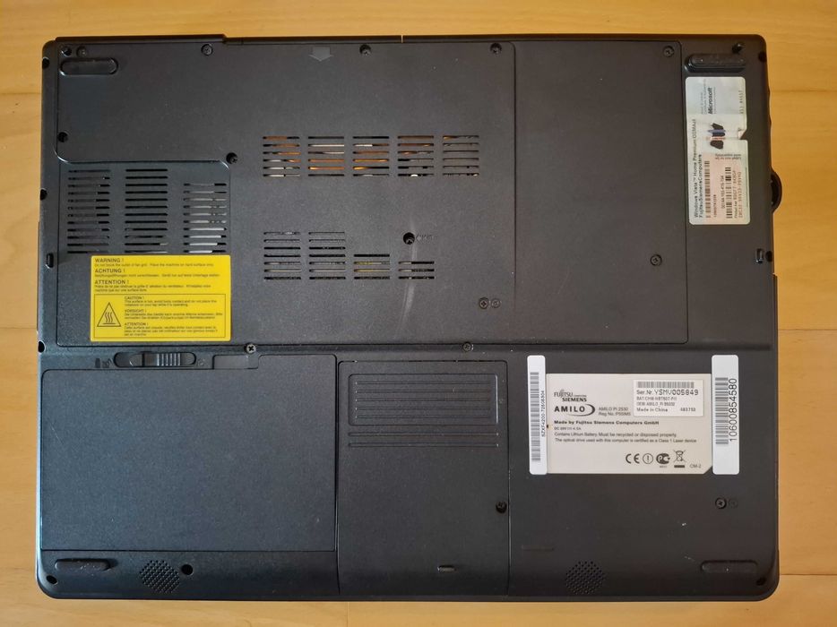 Fujitsu Siemens Amilo Pi 2515 Laptop – For Parts64739903623554123