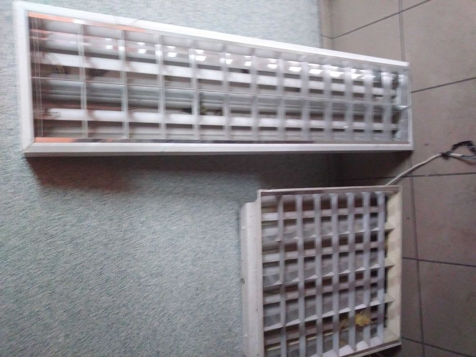 Lampa sufitowa uzywana