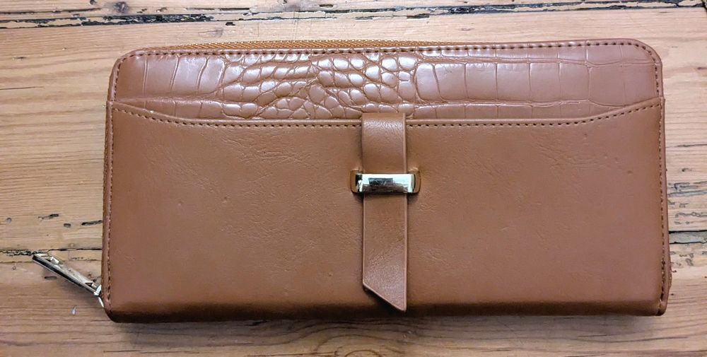 Anna Field duży brązowy portfel