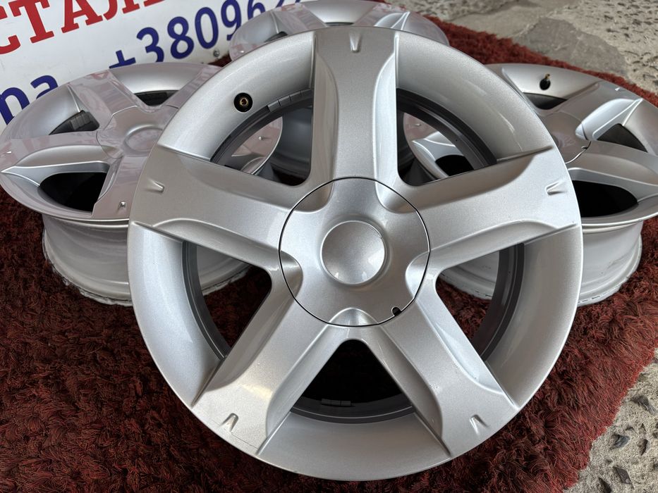 Original Renault Megan Scenik Dacia Sandero R16 4x100