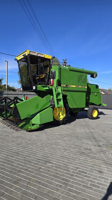 комбайн John Deere 1042/джондир1042