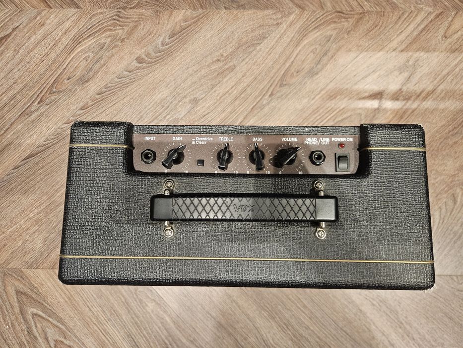 Vox Pathfinder 10 - wzmacniacz gitarowy 15W