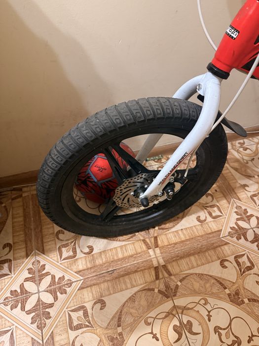 Дитячий велосипед