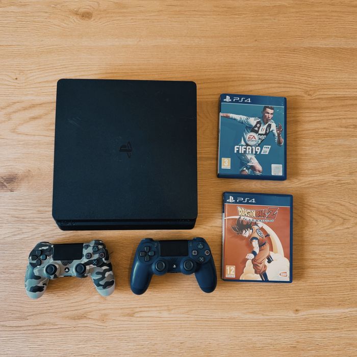 Playstation 4 Slim