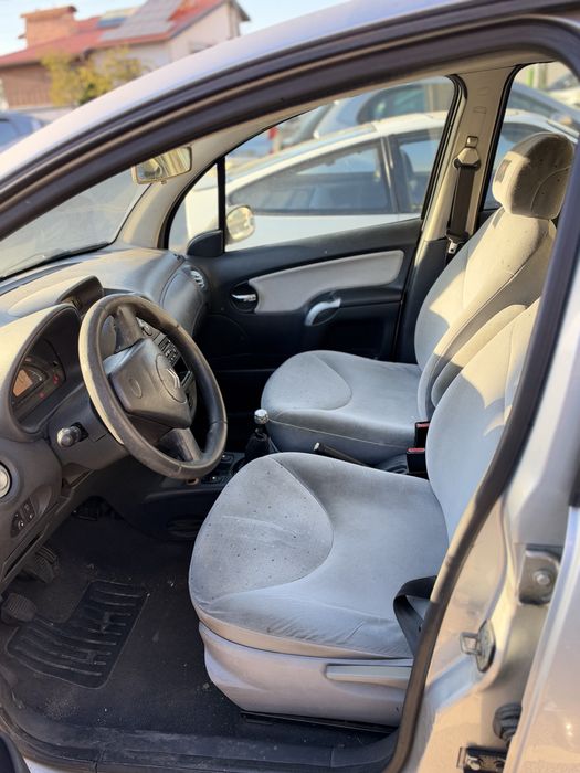 Citroen c3 2004 1.1 — photo 5