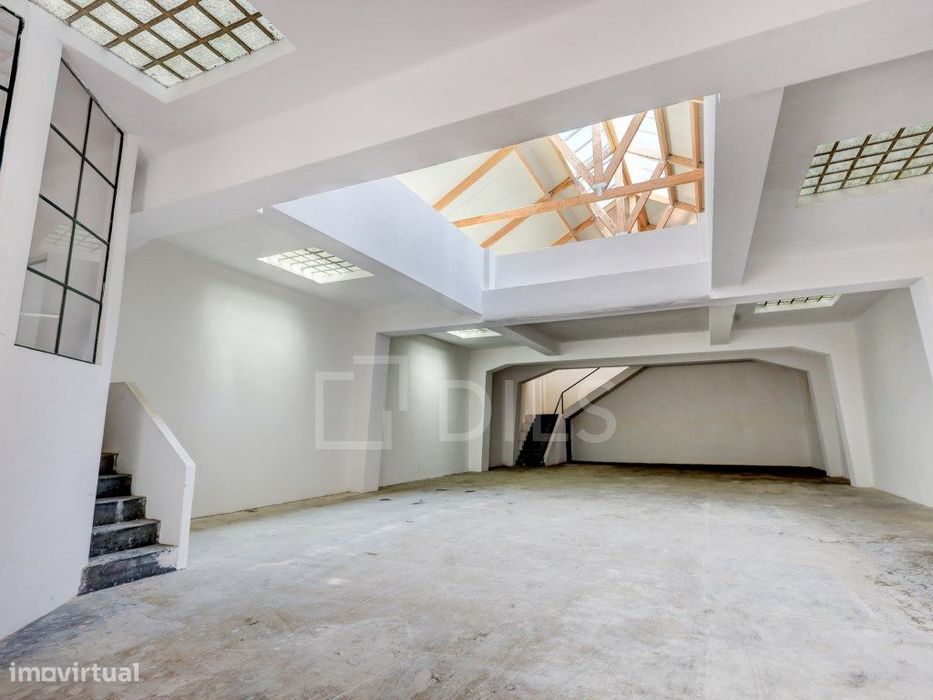 Escritório para Arrendamento - Almirante Barroso, em Lisboa