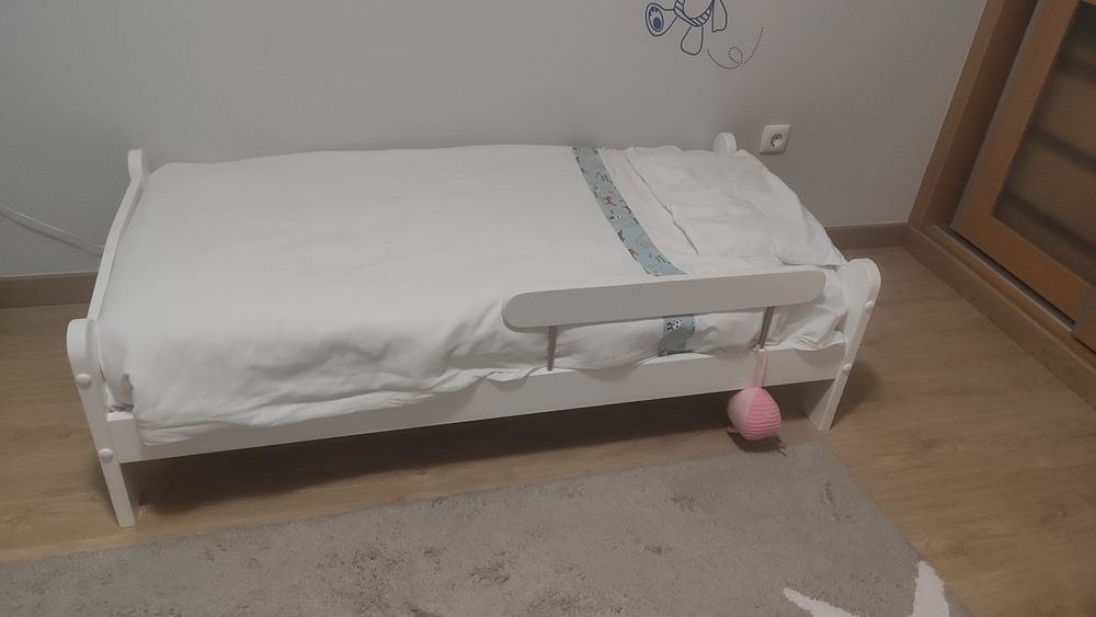 70x140 cm Bed + Mattress + 2 Side Guards + Bedspread + Duvet Cover