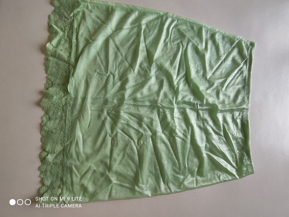 Белье женское нижняя юбка 2 шт винтаж ГДР новая б/у р 48-50 цена за 1