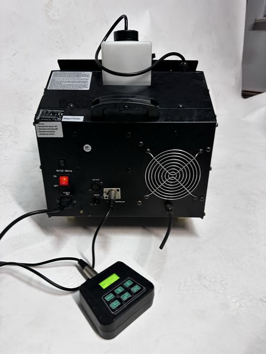 Maszyna ciężkiego dymu BeamZ ICE 1200 DMX / D-1000 + pilot – sprawna