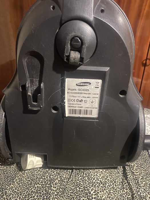 Порохотяг Samsung (Корея) безмішковий