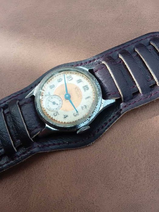 Pobieda stary sprawny zegarek