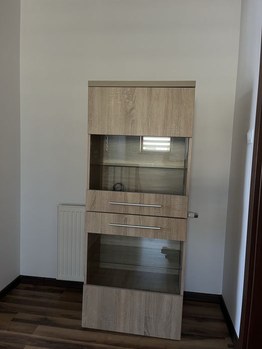 szafka RTV plus witryna