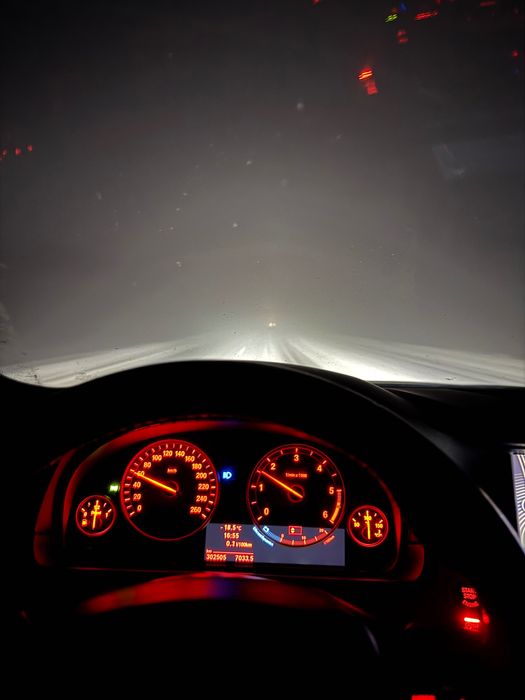 BMW f11 520d z 2011 r.