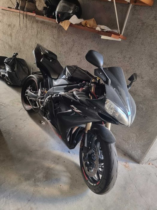 Yamaha r1 30 mil km